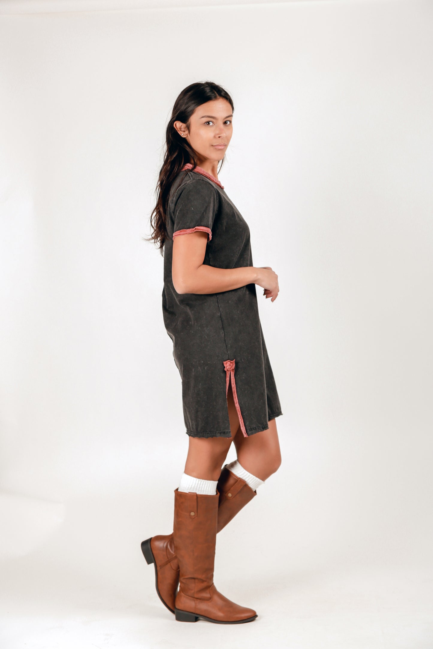 Mineral-Washed Cotton T-Shirt Midi Dress (D2400012 Mineral Washed Black)
