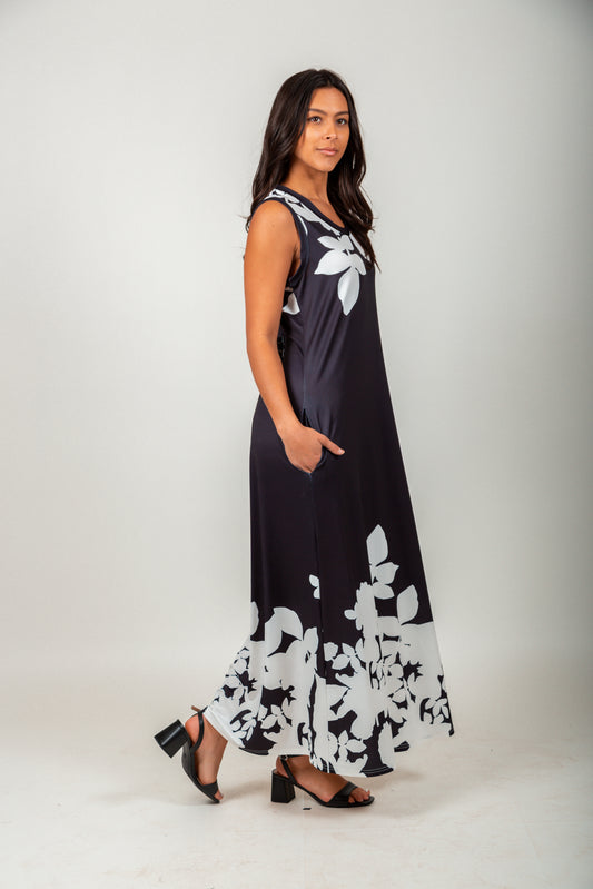 Black White Vibe Print Sleeveless Maxi Dress