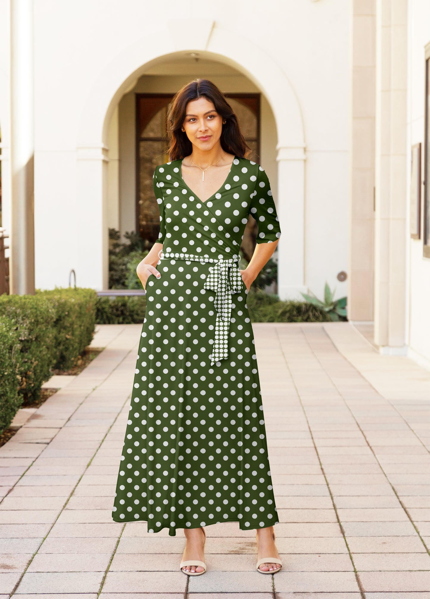 Elegant Print Maxi Dress with Waist Tie-Green White Dots