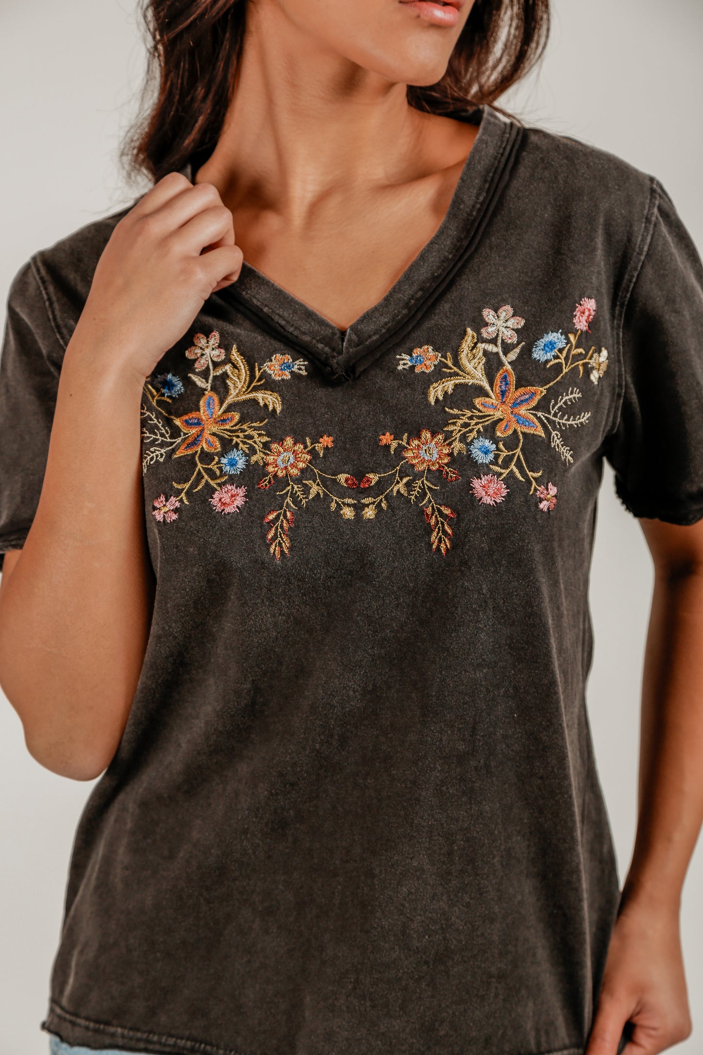 Embroidered Grace Tee (T240011 Mineral Washed Black)
