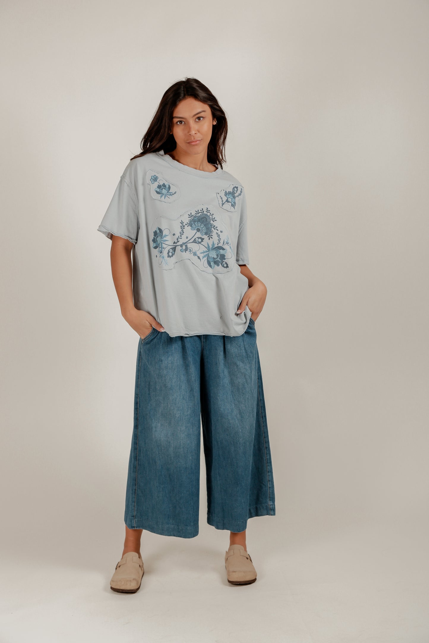 Patchwork Sky Tee(T240002 Light Blue With Embro)
