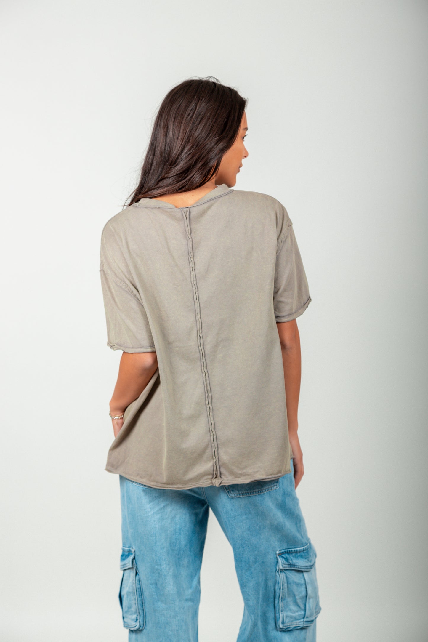 Aura Tee(T240002 Mineral Washed Olive)