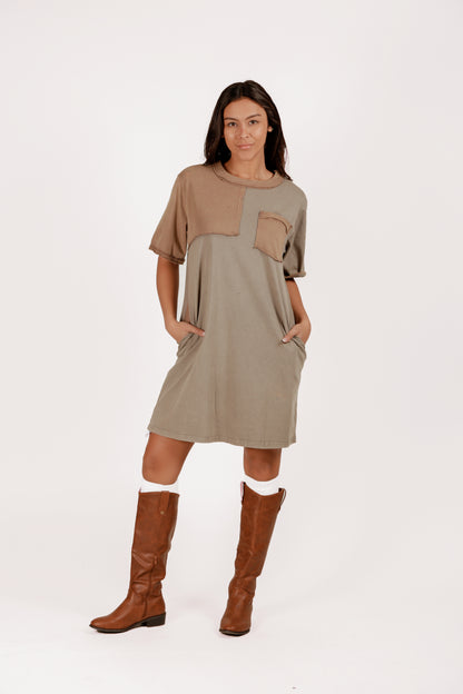 Boho-Style Mineral-Washed Patched Cotton Dress (D240005 Olive )