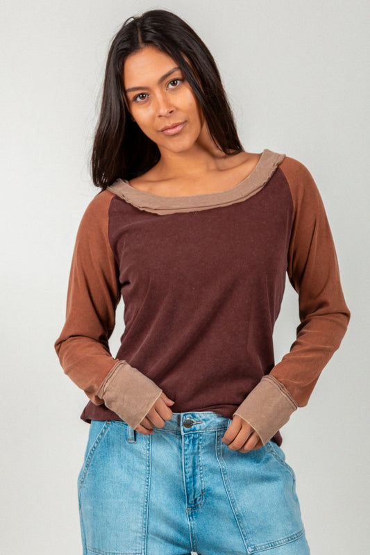 Mineral-Washed Ribbed Cotton Raglan Sleeve Top (sku# RT240005 )
