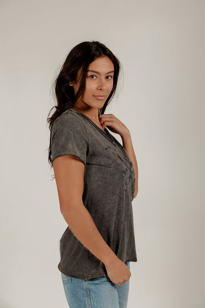 Farmhouse Bloom Tee (T240013 Mineral Washed Orange )