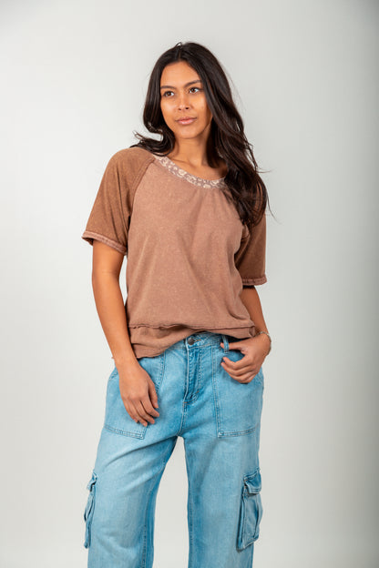 Mineral-Washed Cotton T-Shirt with Floral Patchwork (T2400019 Brown Multi)