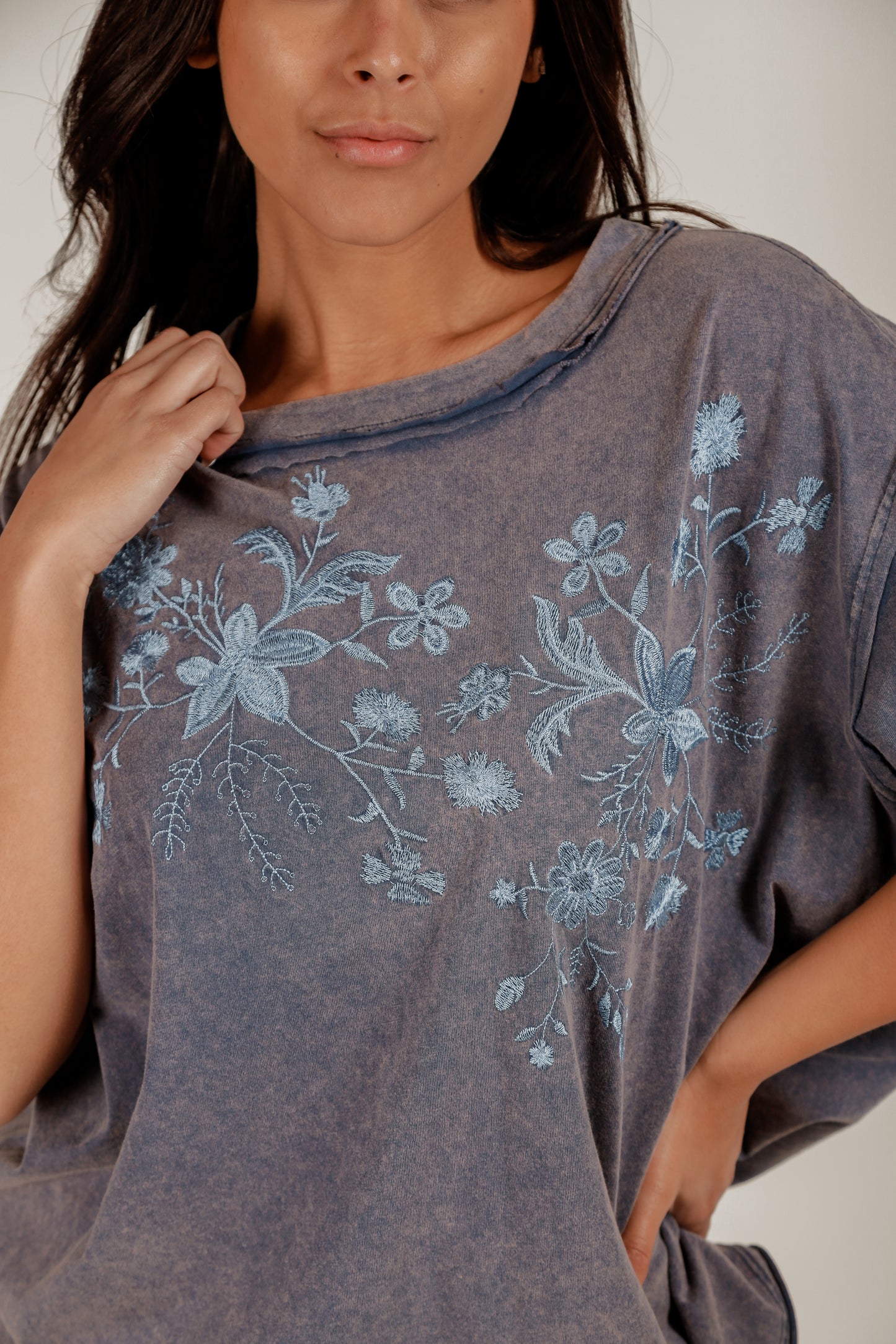 Nautical Bloom Tee(T240002 Deep Blue With Embro)